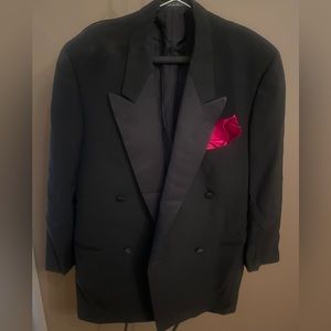 Barney’s Men’s Tuxedo Jacket and Pants